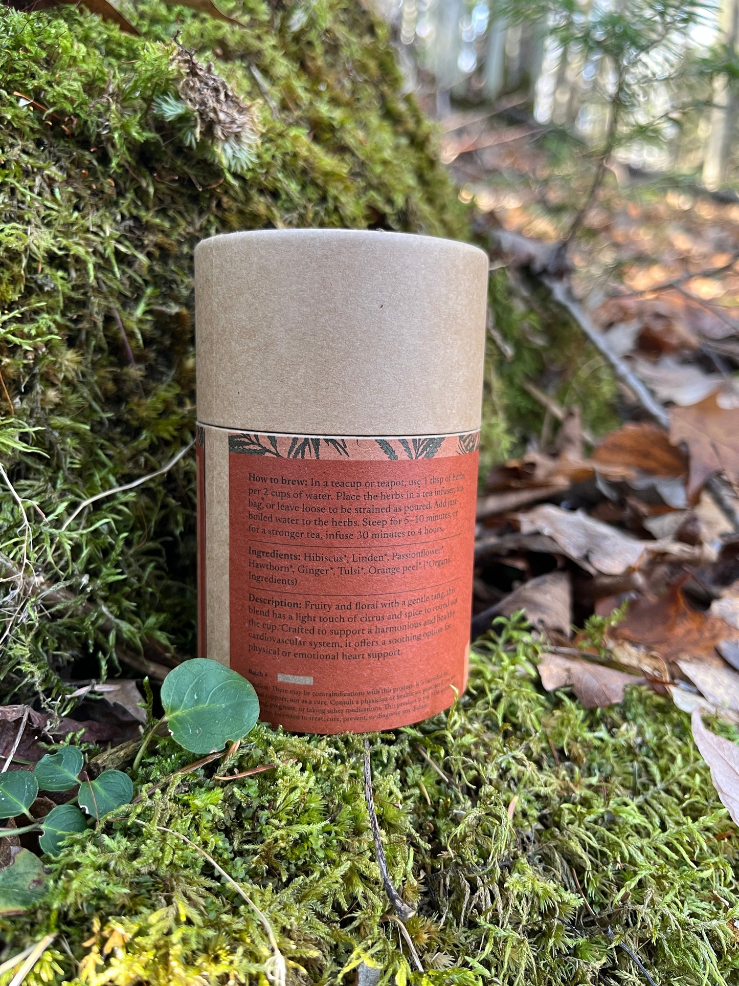 Back of Hearts Ease tea sitting in a bed of moss